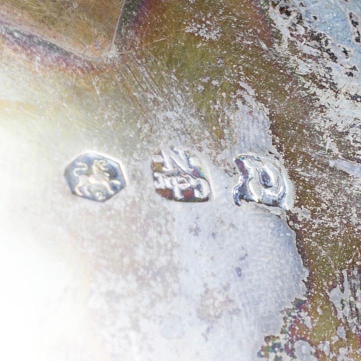 MALJA, hopeaa, hollantilaiset leimat. Paino 172,6 g.