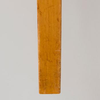 Alvar Aalto, bord, modell 72, för O.Y. Huonekalu-ja Rakennustyötehdas A.B. 1900-talets mitt.