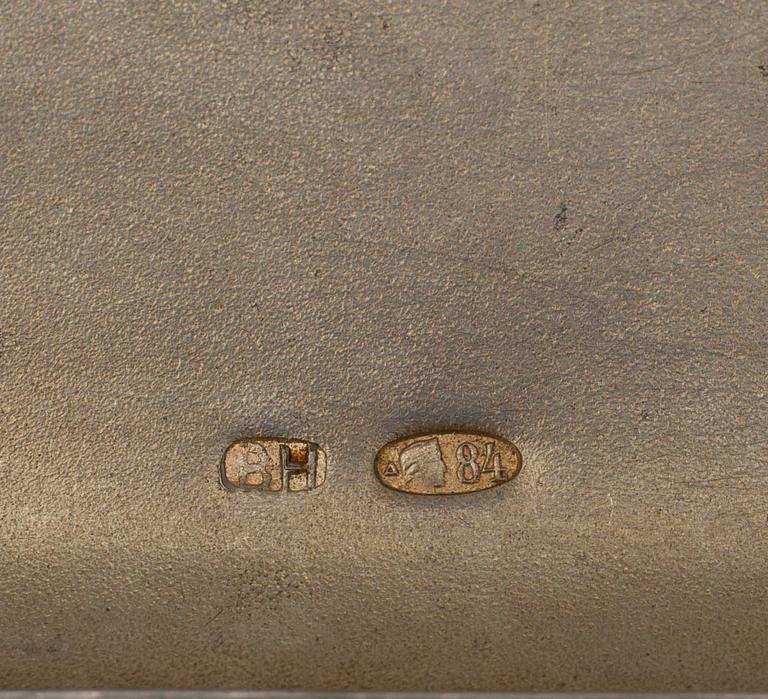 CIGARETTETUI, silver, Ryssland, Moskva ca 1913. 159g.
