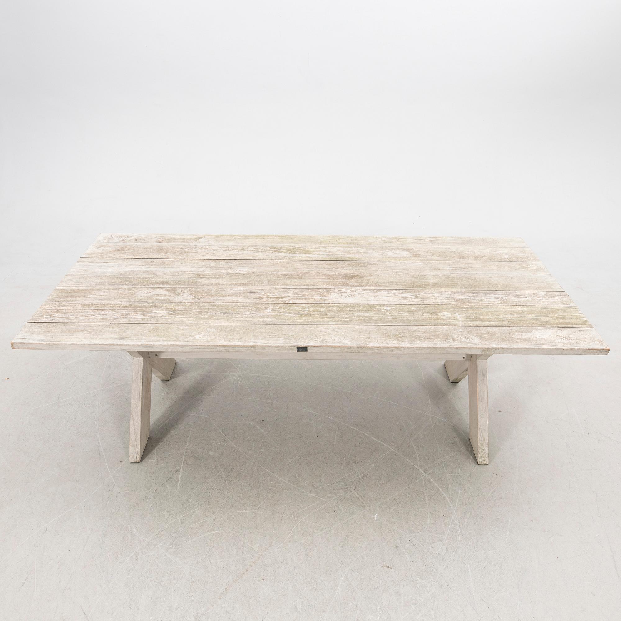 Matbord, Artwood, 2000-tal.