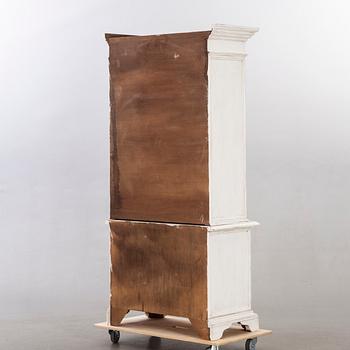 Vitrinskåp, omkring 1900.