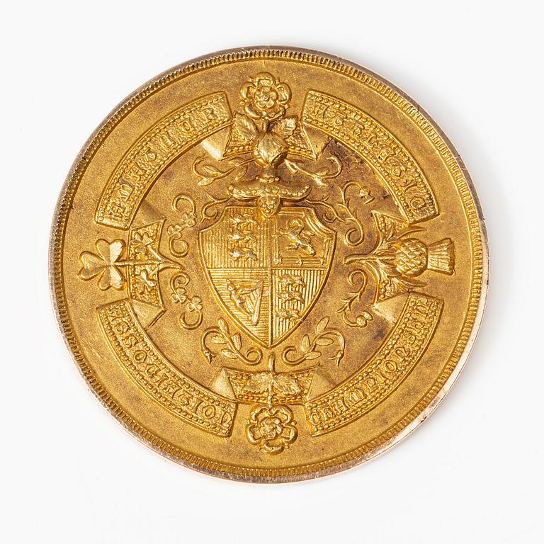 A medal, 15K gold, England, 1913.