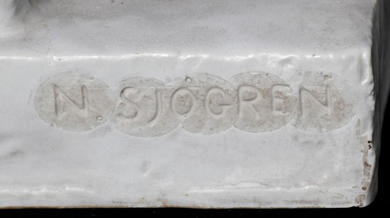 NILS SJÖGREN, skulptur, stengods. Sign.
