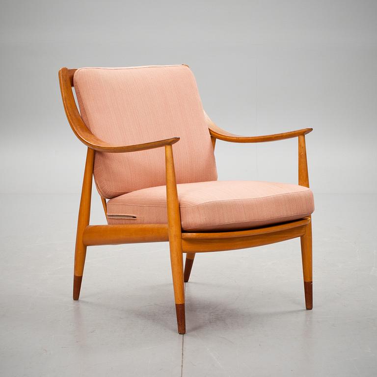 KARMSTOL, "FD 144", Peter Hvidt, France & Daverkosen, Danmark. Formgiven 1953.