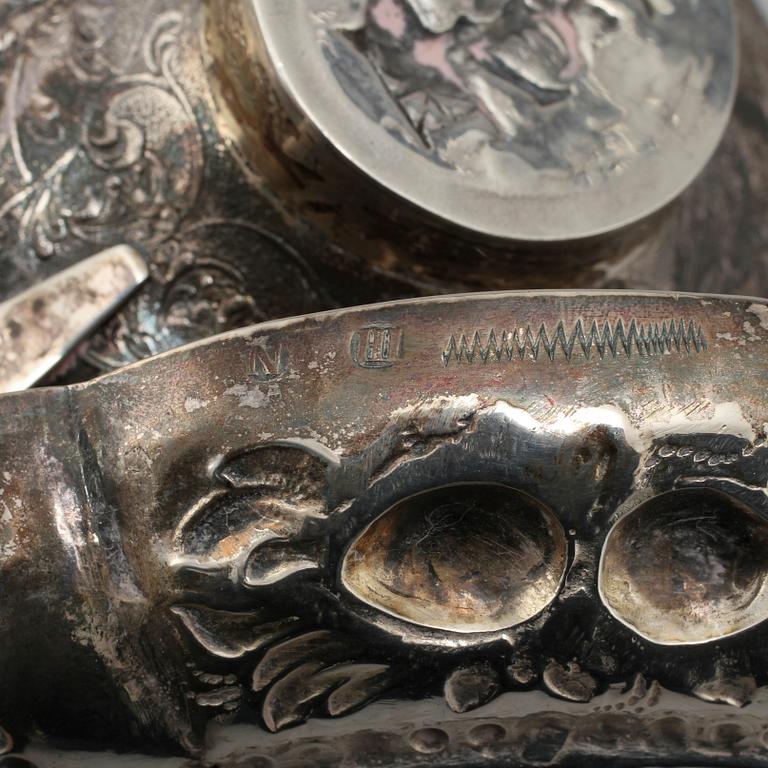 FAT samt SKÅL, silver, 1900-talets första hälft. Vikt 145 g.