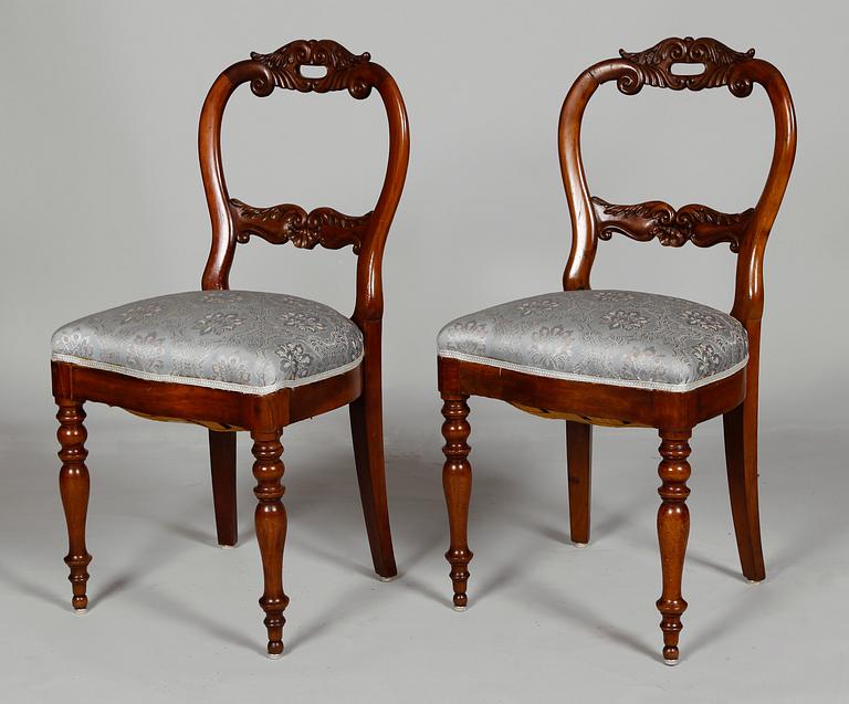 SOFFA OCH STOLAR, 2 st, nyrokoko, 1800-tal.