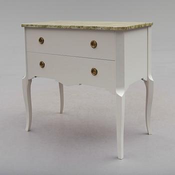 BYRÅ, gustaviansk stil, 1900-talets andra hälft.