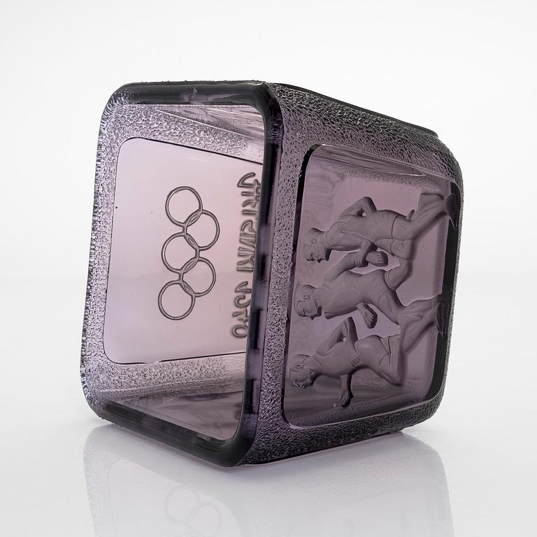 Antti Salmenlinna, malja, "Olympiamalja", Riihimäen Lasi, 1940.