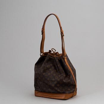 LOUIS VUITTON, a monogram canvas 'Noé'.