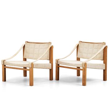 23. Reino Ruokolainen, "Takkatuoli/Fireplace chairs" 1 par, specialbeställda till Villa Juhki, Haimi, Finland 1950-tal.