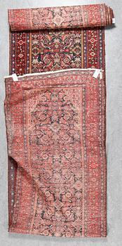 GALLERIMATTA, semiantik Nordväst Persisk, ca 604,5x100 cm.