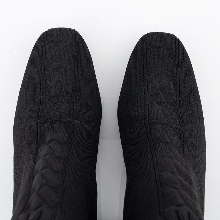Hermès, ankle boots, size 38.