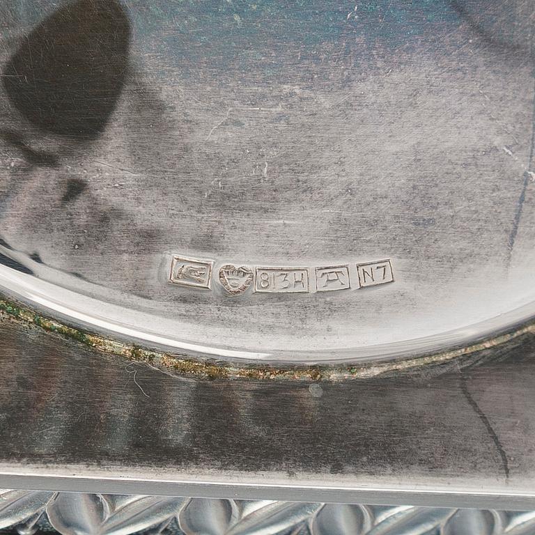 Kahvikalusto, 3 osaa, hopeaa, Kultateollisuus Oy, Turku 1966.