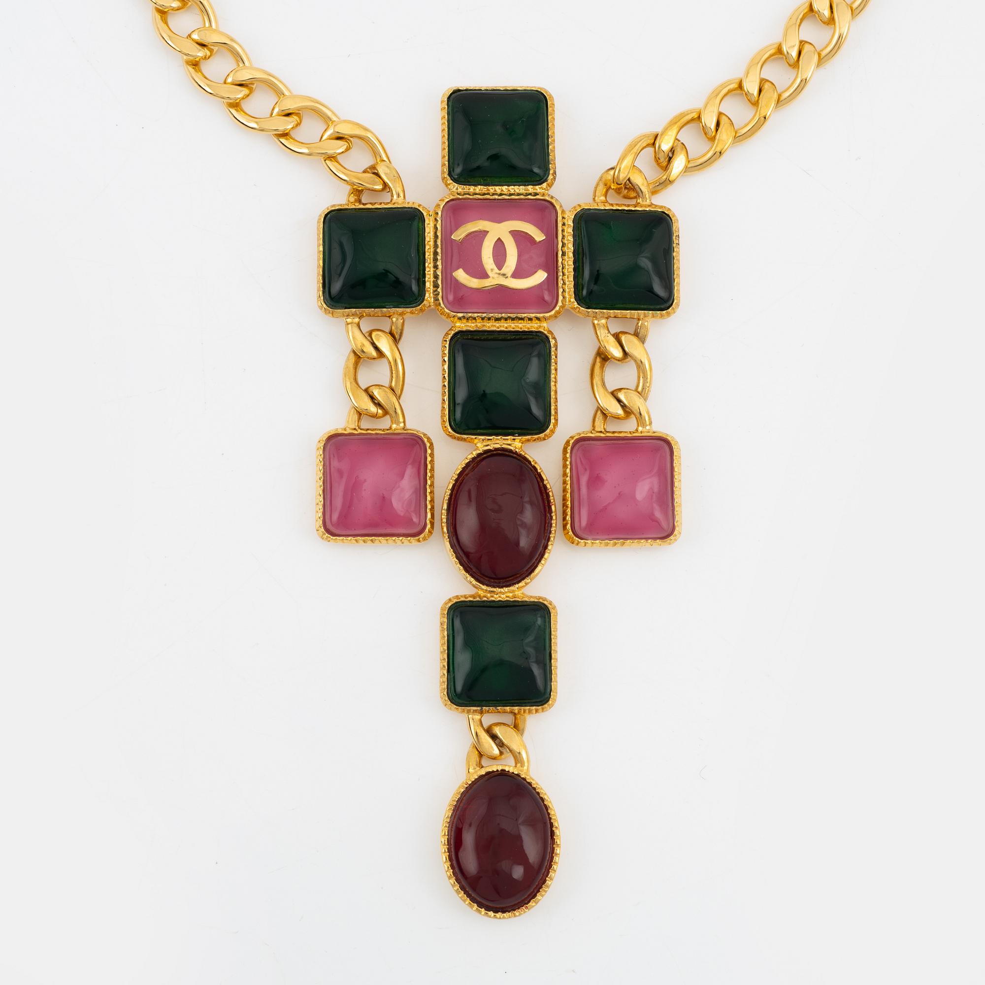Chanel, a gold tone necklace with coloured glasstones, 2020.