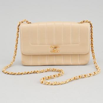 A Chanel lamb skin handbag.