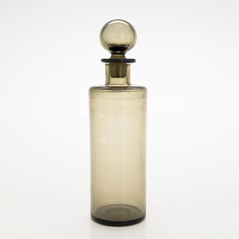 Saara Hopea, karaff, modell 1518 och dricksglas, 10 st modell 2702, Nuutajärvi Notsjö. I produktion 1956-1966.