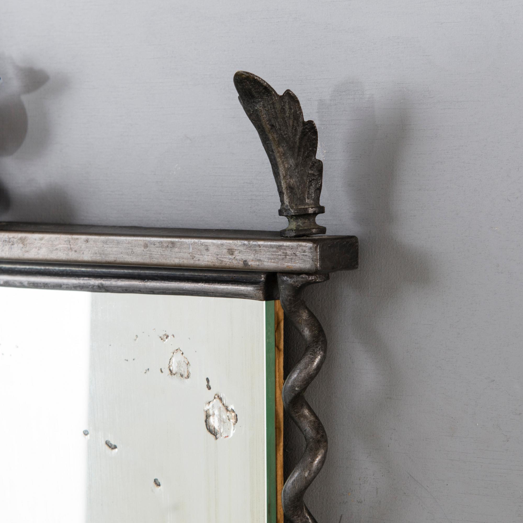 A 1930s Art Deco mirror, probably Taidetakomo Hakkarainen.