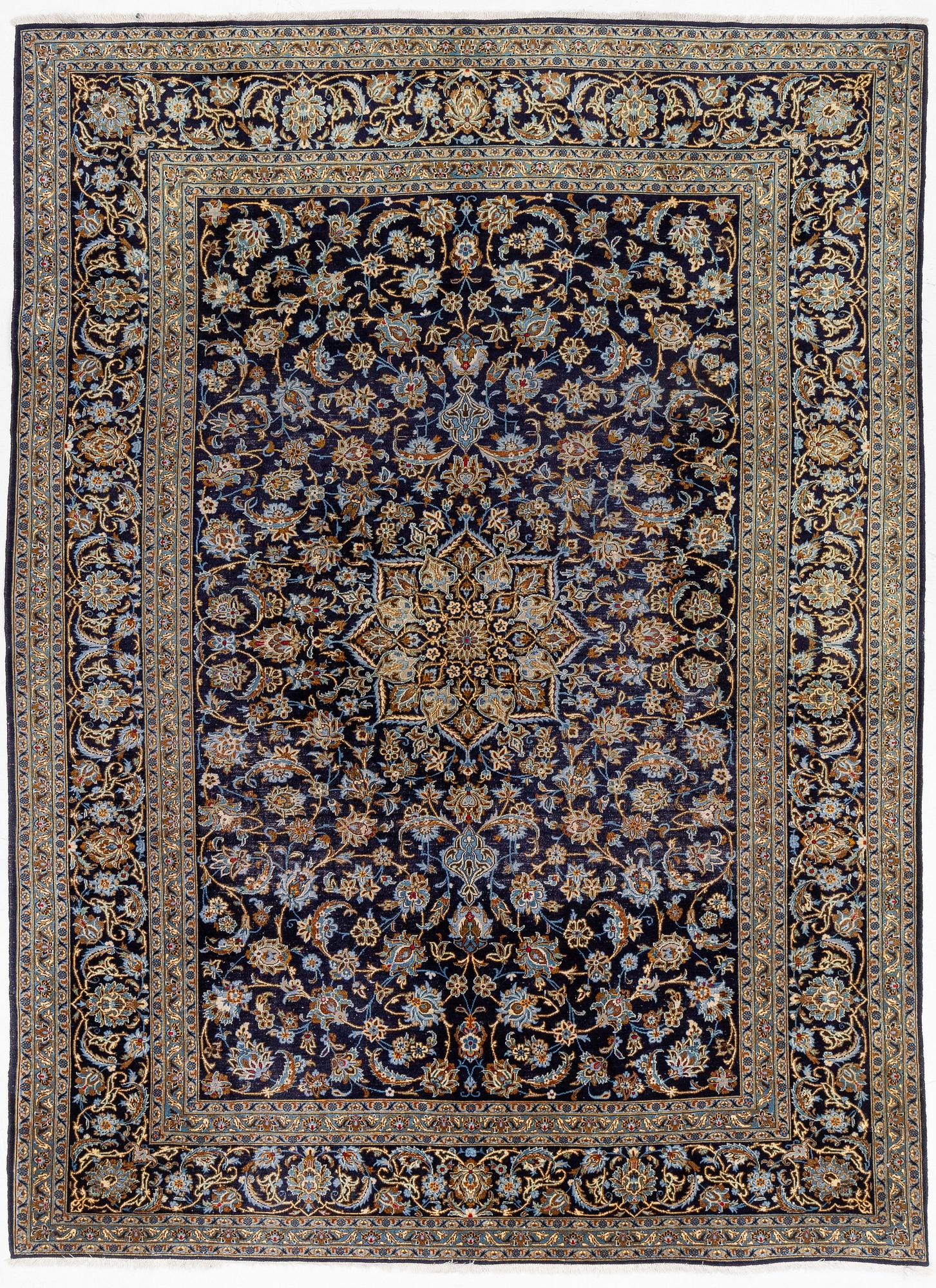 Carpet, oriental, approx. 390 x 285 cm.