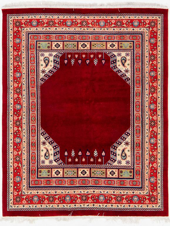 Matta, persisk 250 x 202 cm.