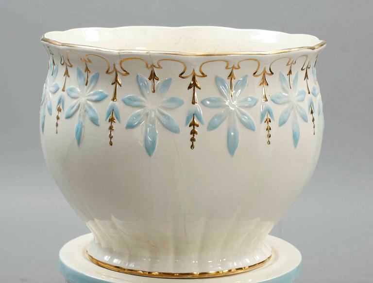 PIEDESTAL med YTTERFODER, flintgods, Rörstrand, 1800/1900-tal.