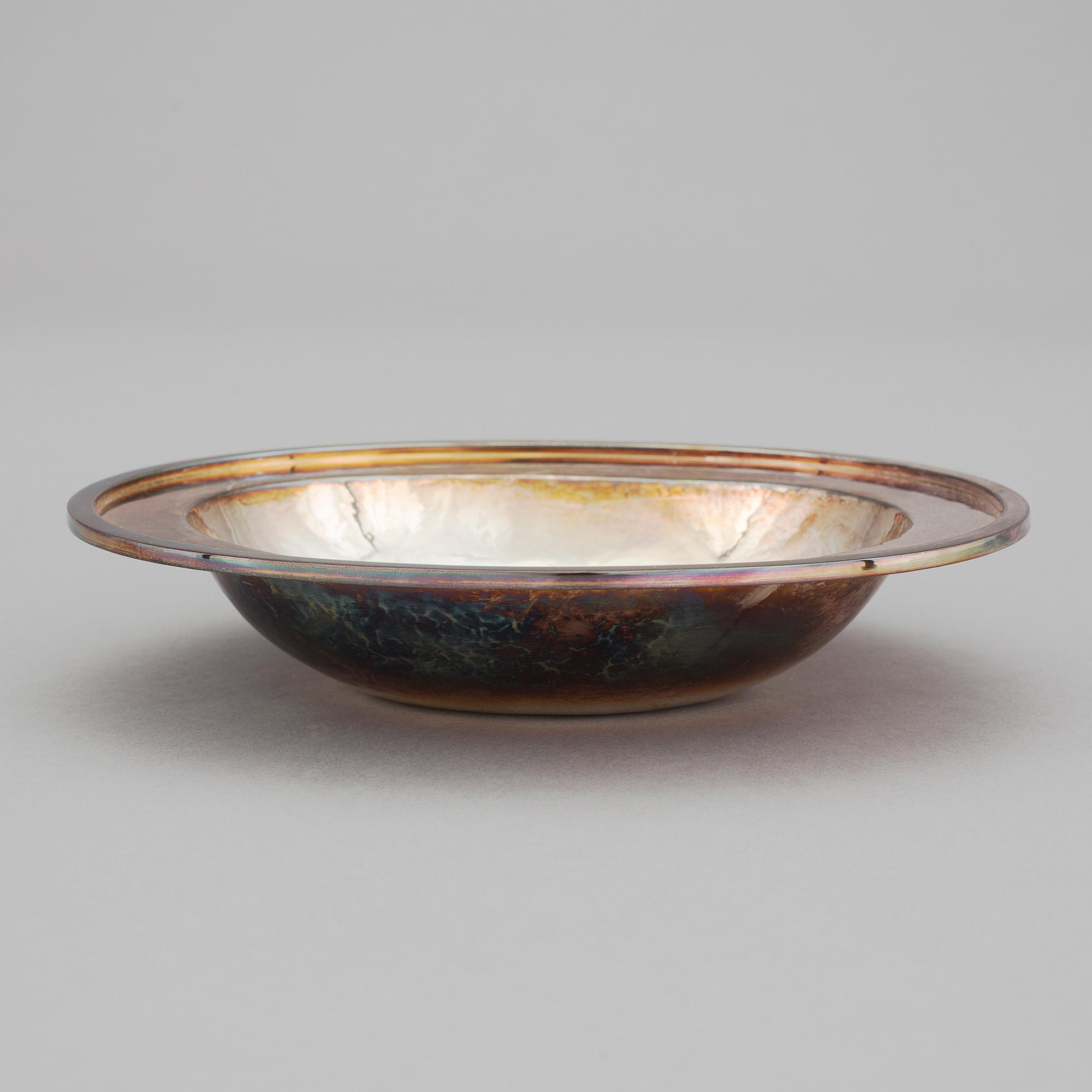 SKÅL. Sterling silver. Holmstrup, Danmark, 1900-talets andra hälft. Vikt 359 ca g.