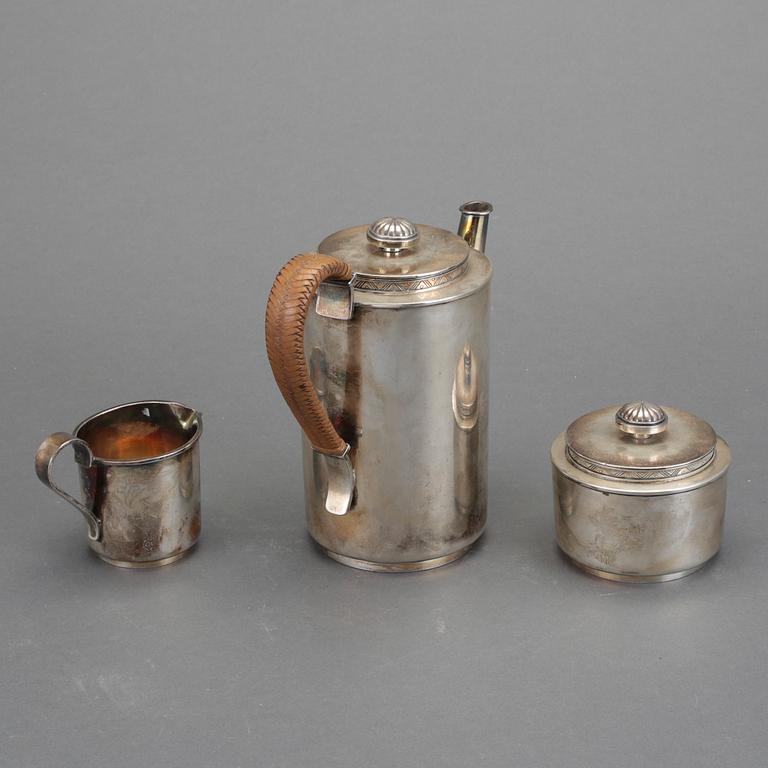 KAFFESERVIS, 3 delar. Silver. Carl Fredrik Carlman, Stockholm 1950. Tot ca 820 g.