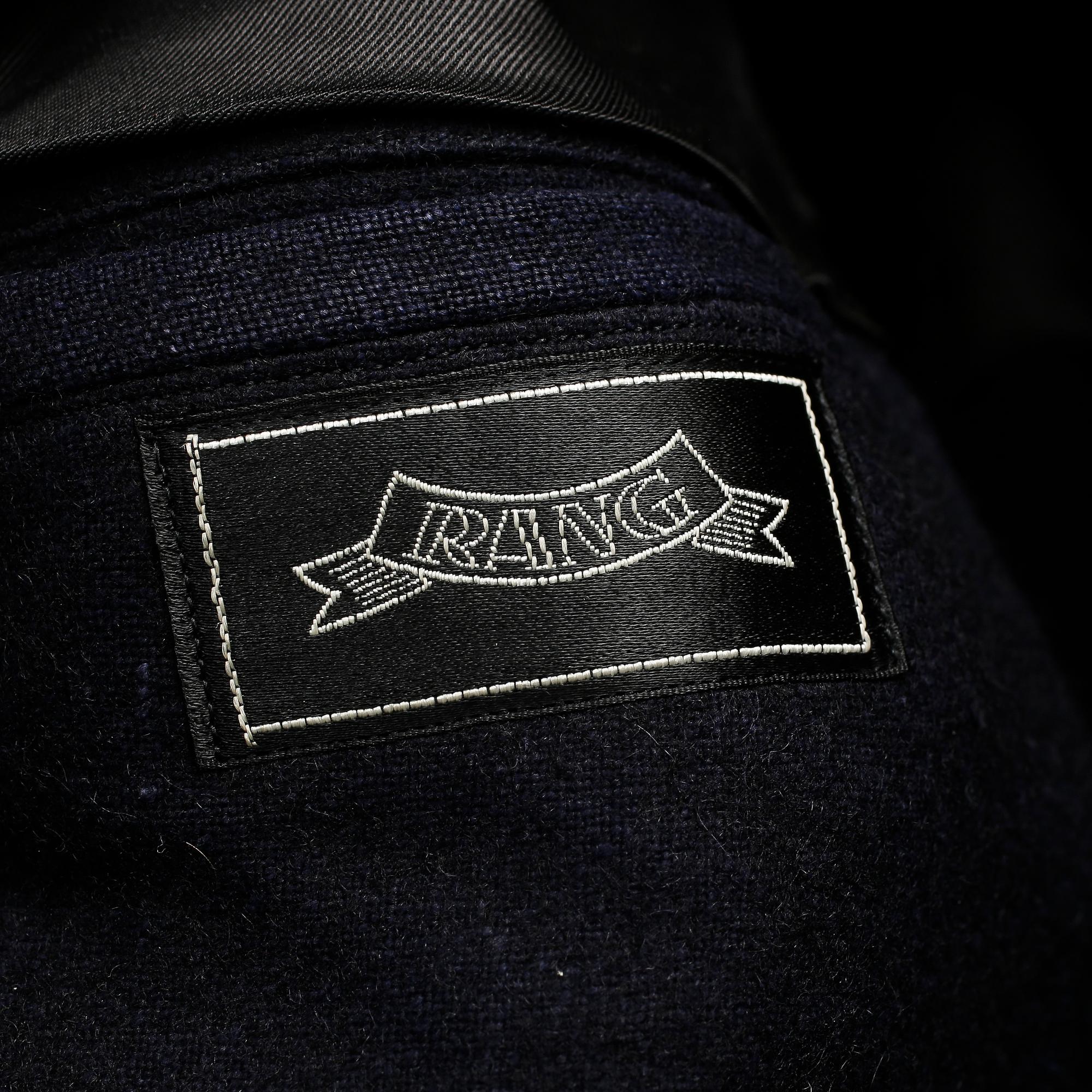 FLYGUNIFORMSJACKA, BYXA OCH FLYGUNIFORMSROCKAR, totalt 8 delar. Flygvapnet, en daterad F3 1952.