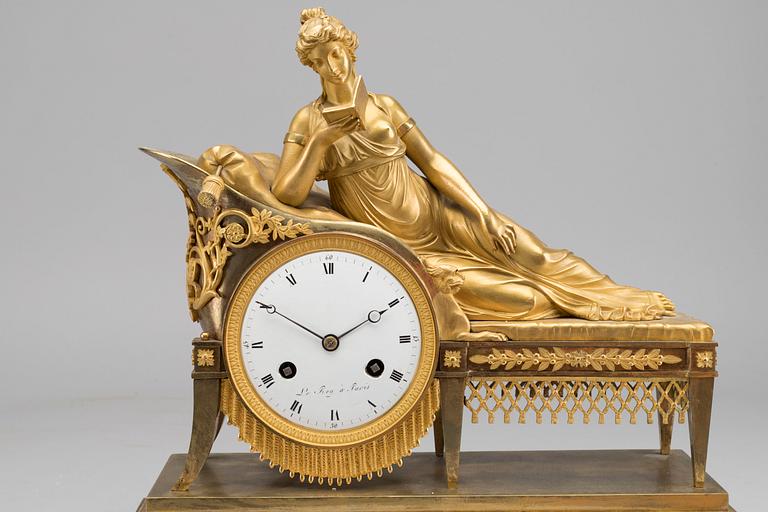 BORDSPENDYL, empire Le Roy Paris 1800-talets mitt.