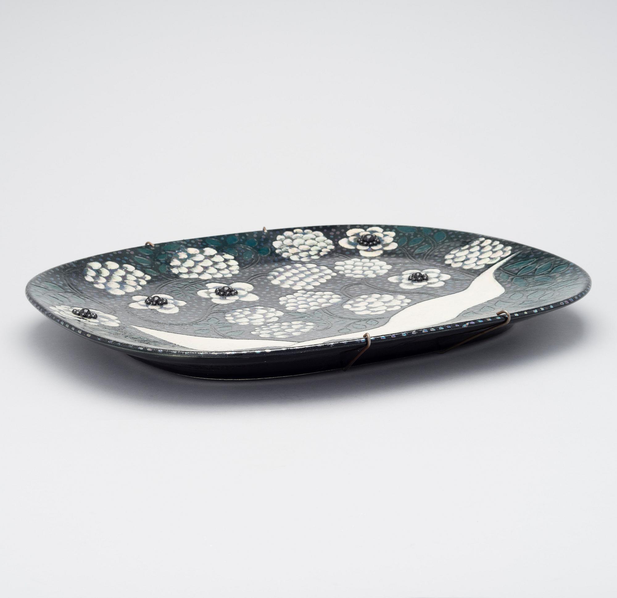 BIRGER KAIPIAINEN, KERAMIIKKAVATI. Sign. Kaipiainen, Arabia. 1970-luku.