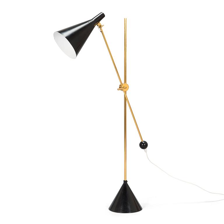 Tapio Wirkkala, A mid-20th-century 'K 10-11' floor light for Idman.