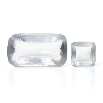 Vicke Lindstrand, Bowls, 4 pcs, glass, “Platina”, Orrefors.
