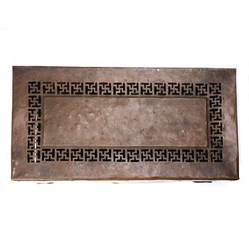 A copper alloy and brass ritual folding table, Tibet/Nepal, 1900-tal.