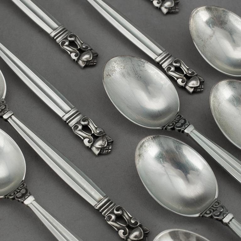 MOCKASKEDAR, 12 st, silver, "Konge/Acorn", Johan Rohde, Georg Jensen, efter 1945. Vikt 138 g.