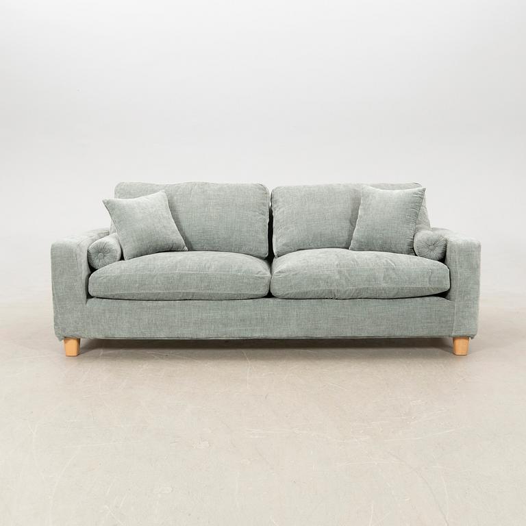 Soffa  Fogia "Morris " modern tilvlerkning.