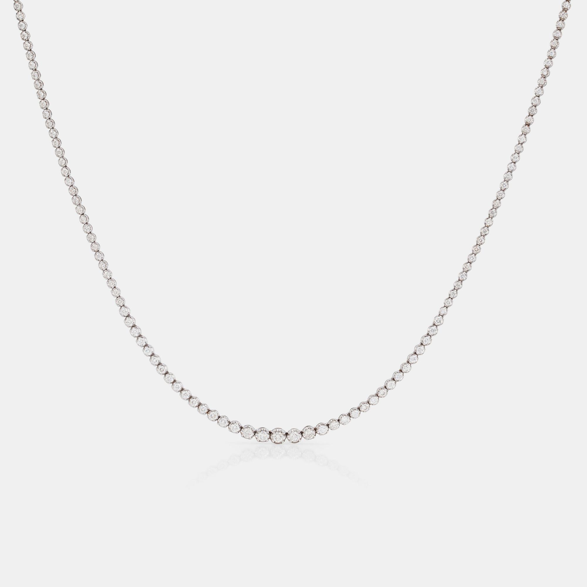 COLLIER med briljantslipade diamanter totalt ca 7,04ct enl gravyr.