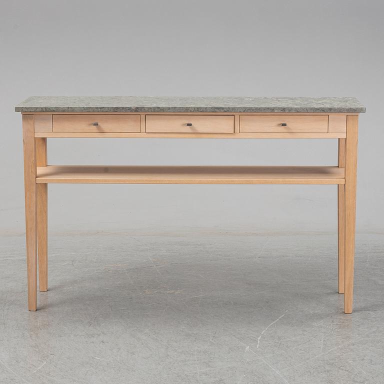 SIDEBOARD, "Line", tillverkad Mind AB, Vittsjö möbelfabrik.