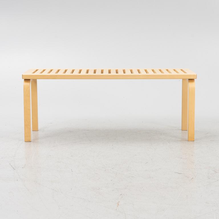 Alvar Aalto, bänk, modell 153A, Artek.