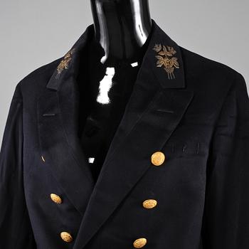 PARADUNIFORM, 4 delar, 1900-talets första hälft.