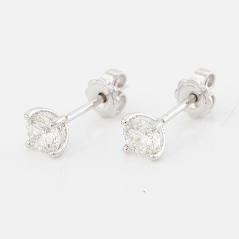 Earrings 18K white gold with brilliant-cut diamonds.