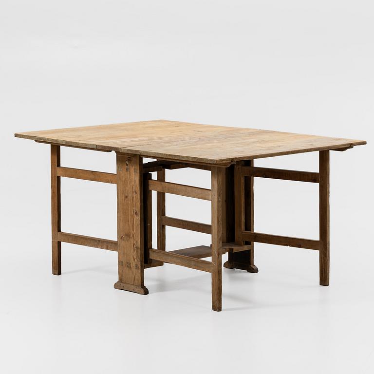 Drop-leaf table, 19th century.