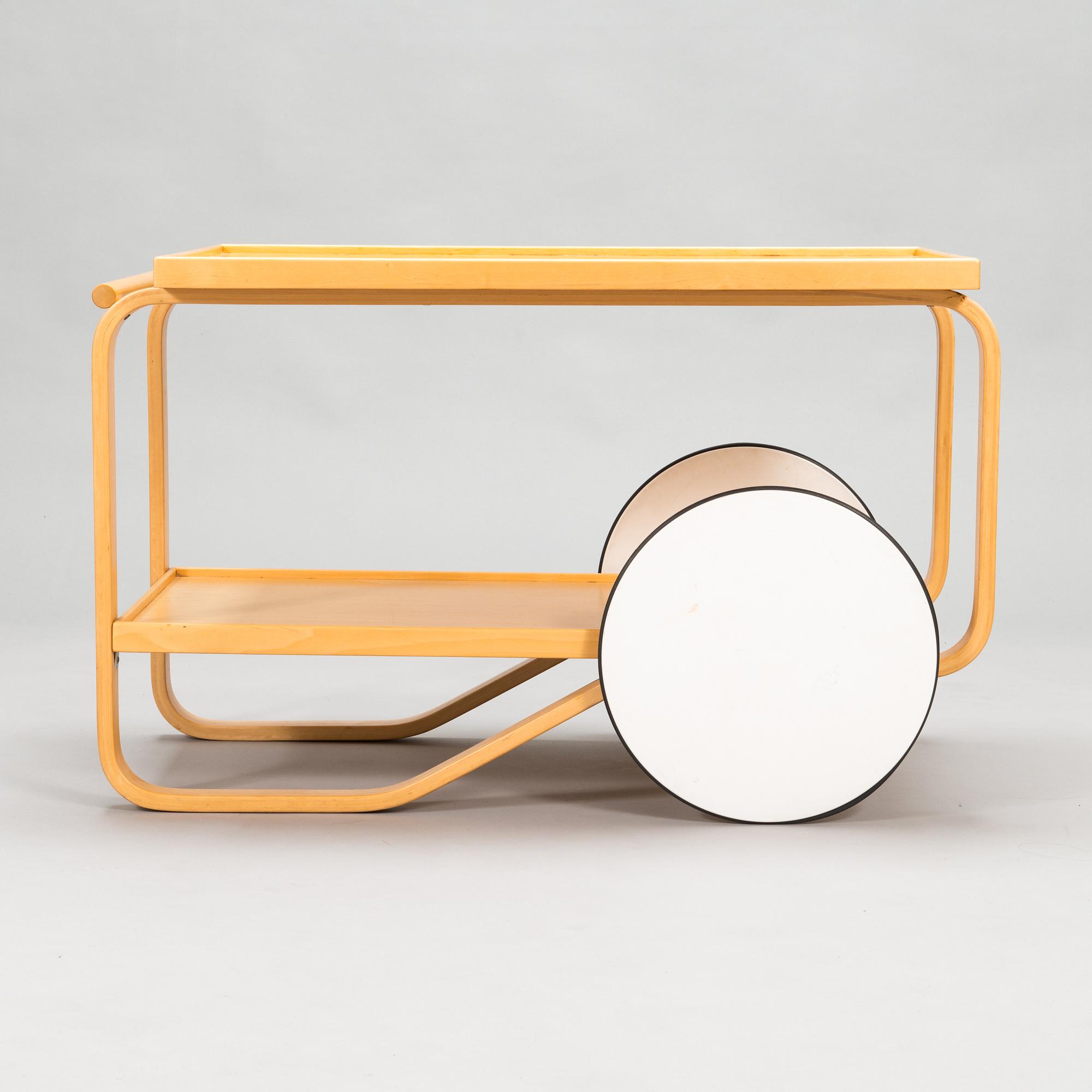 Alvar Aalto, tarjoiluvaunu, malli 901, Artek 1990-luku.