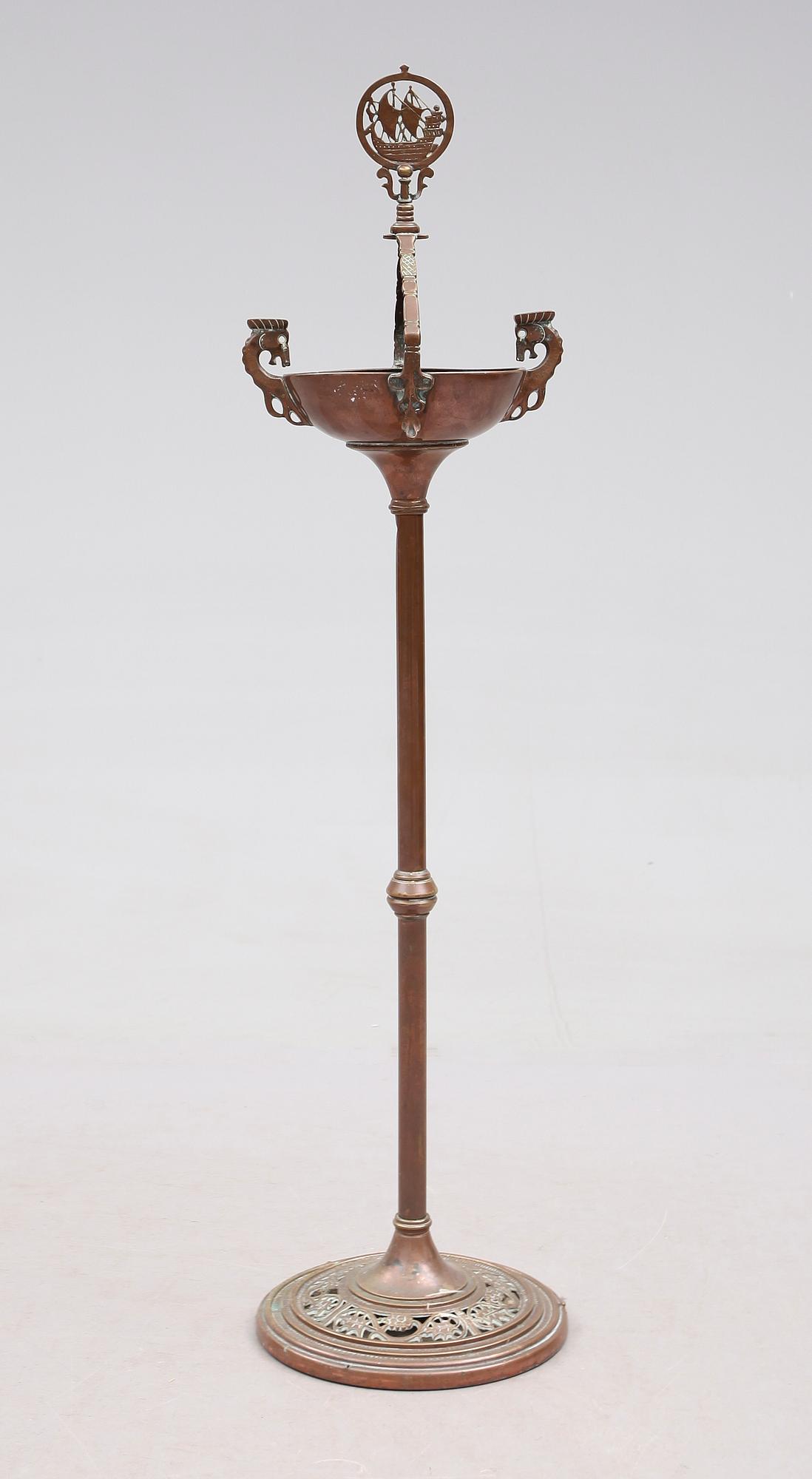 GOLVASKFAT, patinerad mässing, England, 1900-talets första hälft.