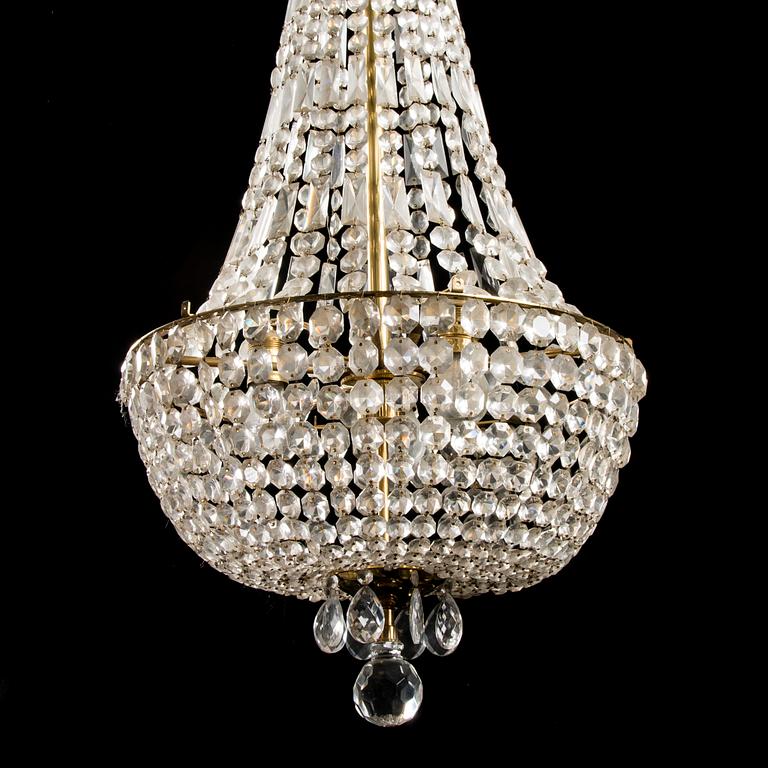 TAKKRONA 1900-talets början. Tot. höjd 119 cm.