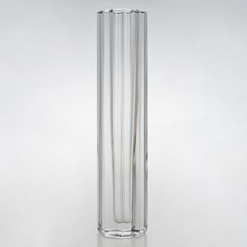 Aimo Okkolin, vase / art glass, signed Aimo Okkolin Riihimäen Lasi Oy.