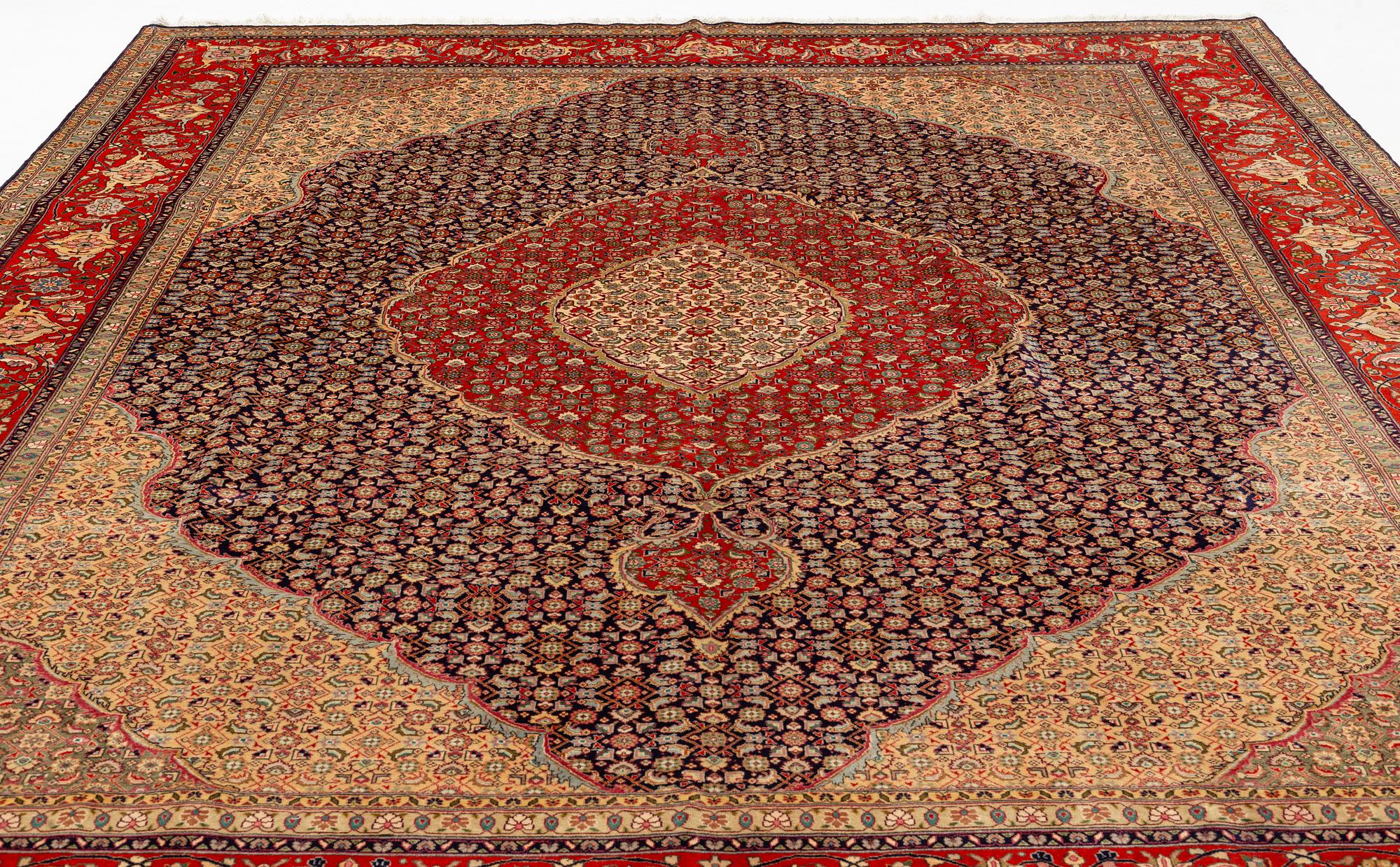 Matta, sk Mahi Täbris, ca 370 x 293 cm.