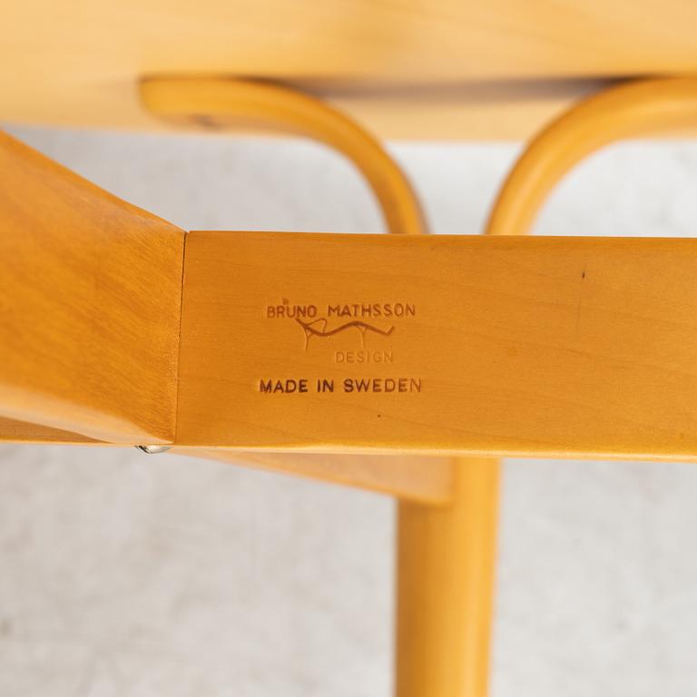 Bruno Mathsson & Piet Hein, a 'Supercirkel' coffee table, Firma Karl Mathsson, mid/second half of the 20th century.