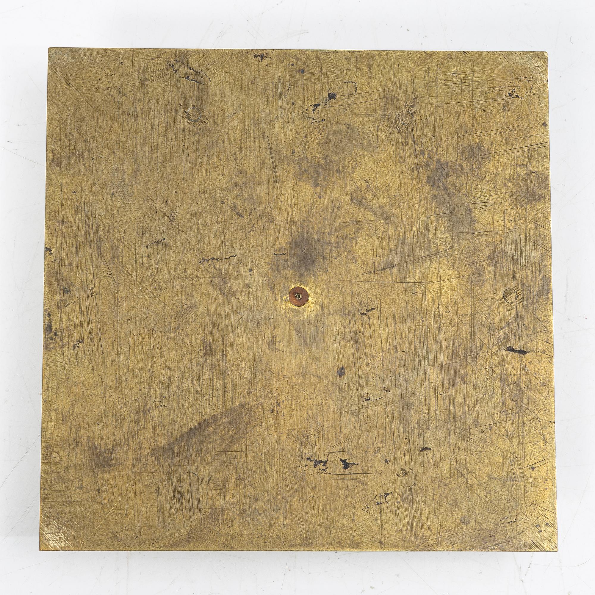 Compass, by Johan Gustaf Hasselström, instrument maker in Stockholm 1775-1812.