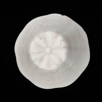 VINBÄGARE, porslin, Kina 1700-tal.