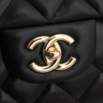 Chanel, bag, "Maxi Classic Flap Bag", 2009-2010.