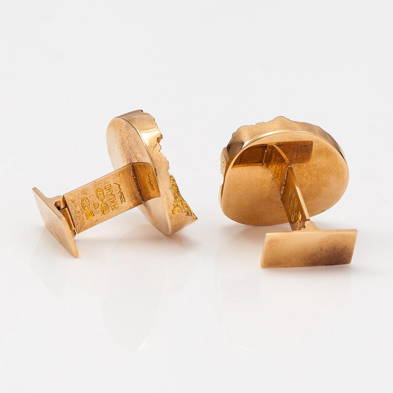 Björn Weckström, "Devil's wheel", a pair of 14K gold cufflinks. Lapponia 1970.